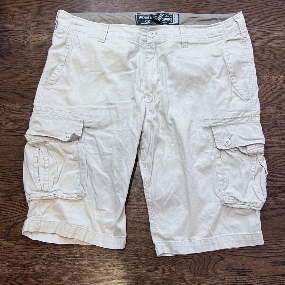 y2k vintage men's cream baggy cargo shorts size 38